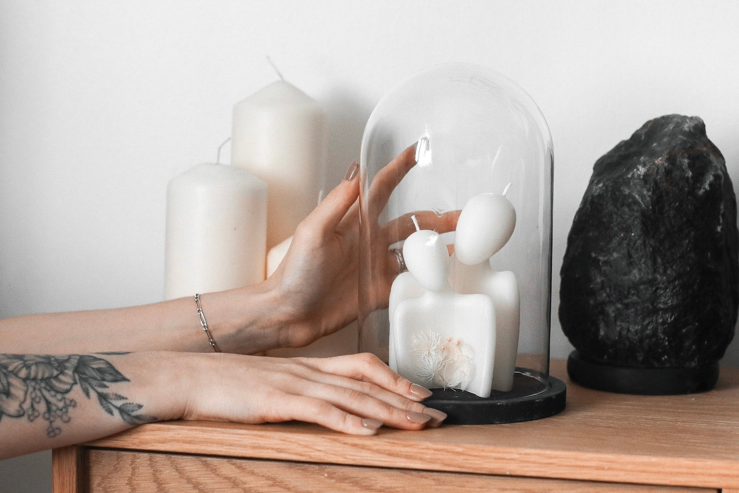 Bougie décorative « ensemble » ornée de fleurs séchées idée cadeau noces de cire