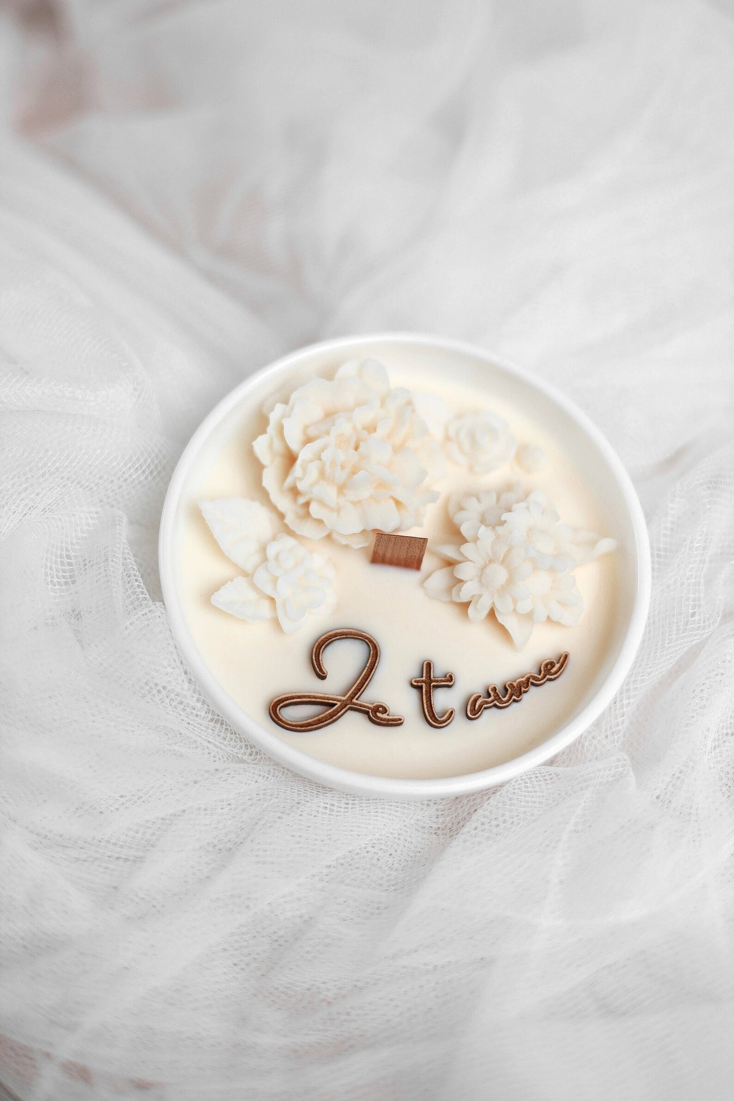 Bougie parfumée décorative bol fleuri "je t'aime"