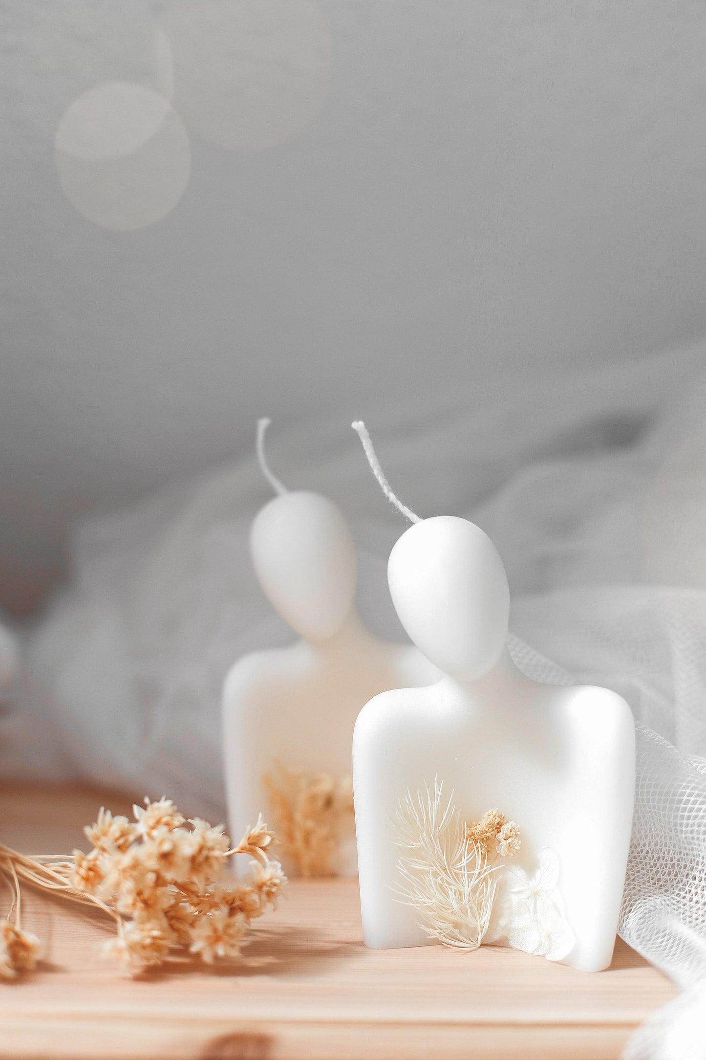 Bougie décorative « ensemble » initiales, date et fleurs séchées