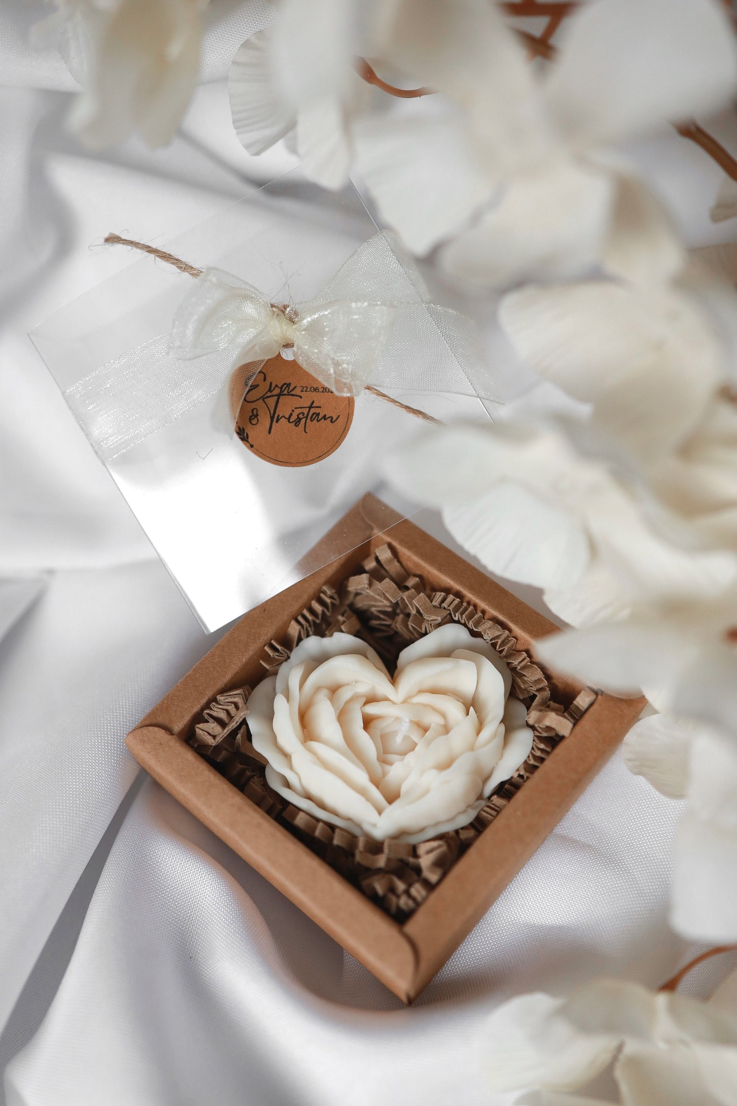 Mini bougie fleurs en forme de coeur personnalisable
