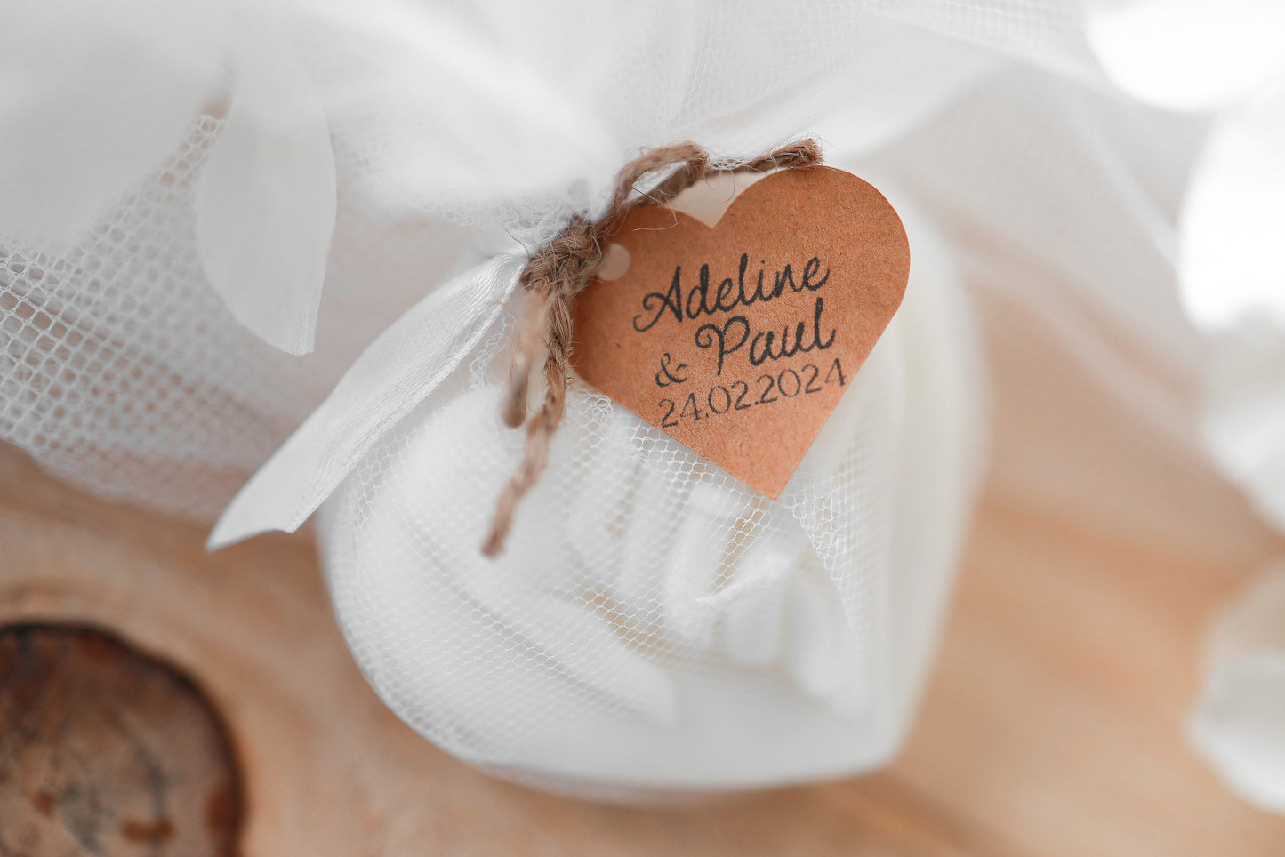 Mini bougie coeur mains avec alliance personnalisable