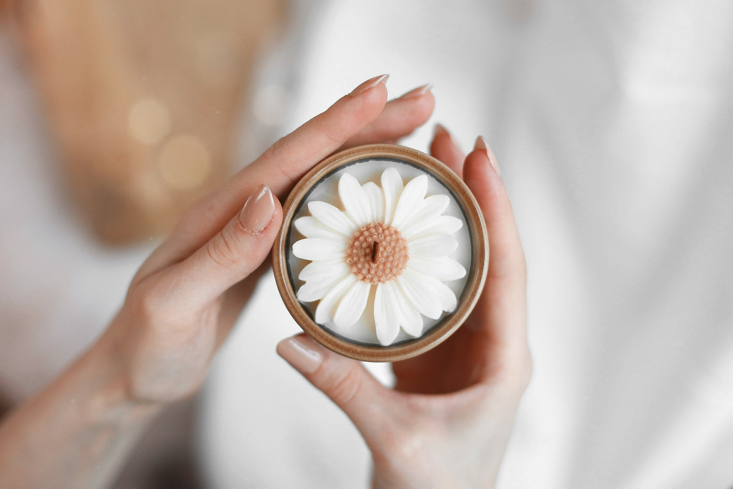 Bougie décorative pot marguerite en céramique (édition limitée)